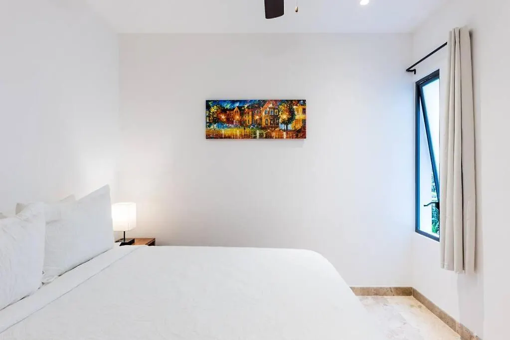 Beautiful 2Br Apartment In Central Playa, Ipana Playa del Carmen