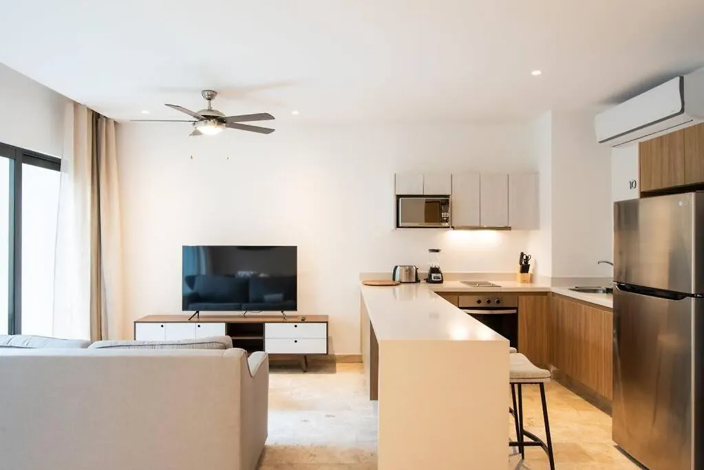 Beautiful 2Br Apartment In Central Playa, Ipana Playa del Carmen