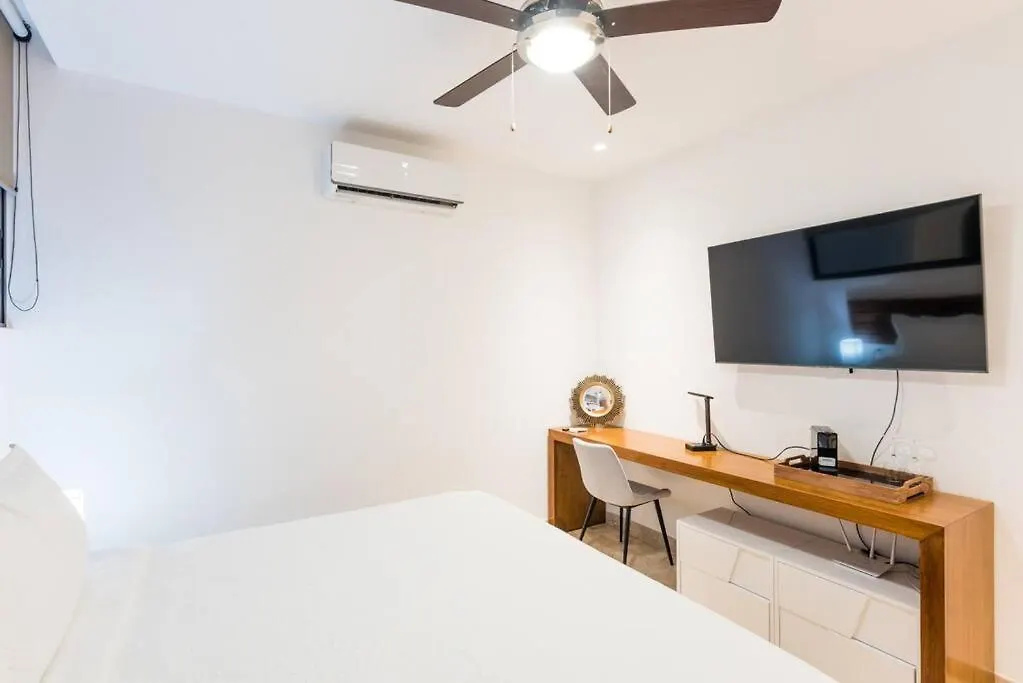 Beautiful 2Br Apartment In Central Playa, Ipana Playa del Carmen