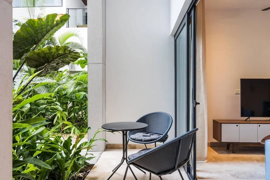 Beautiful 2Br Apartment In Central Playa, Ipana Playa del Carmen